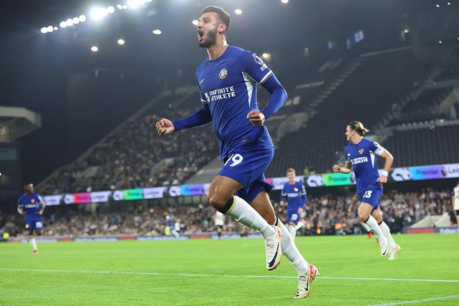 范戴克：伊萨克加入球队以来过得不轻松，但他的能力有目共睹