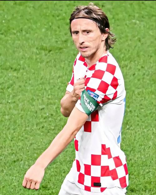 马卡：皇马本赛季防空能力薄弱，失球中有三成为对手头球破门