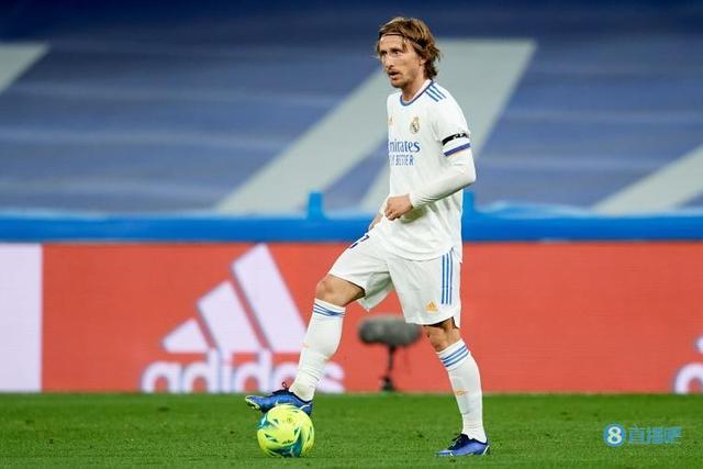 来看中国女足的比赛遇到了前男足主教练扬科维奇