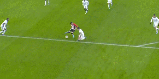 天空：维萨未随布伦特福德前往客场参加比赛，他仍渴望离队