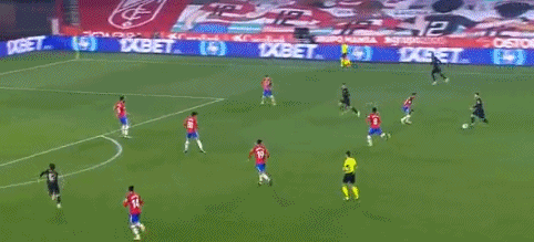 皇马本泽马关键进球助力胜利